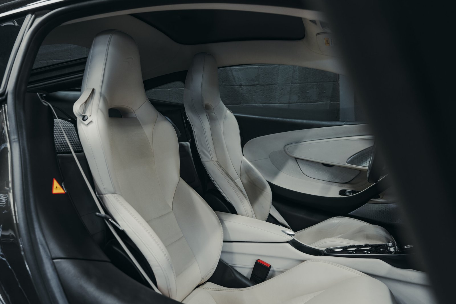 McLaren GT