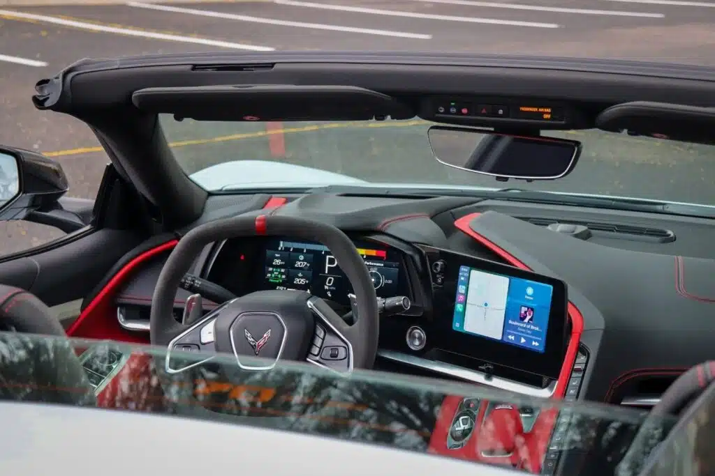 Corvette C8 Convertible (White)