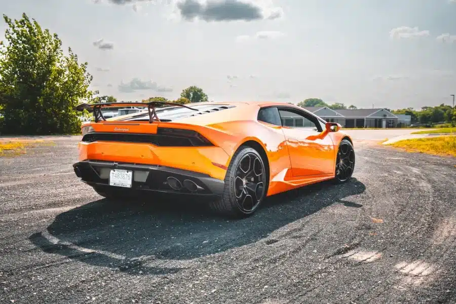 Lamborghini Huracan (Orange)