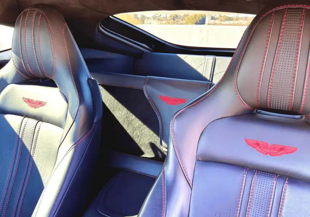 Aston Martin Vantage (Maroon)