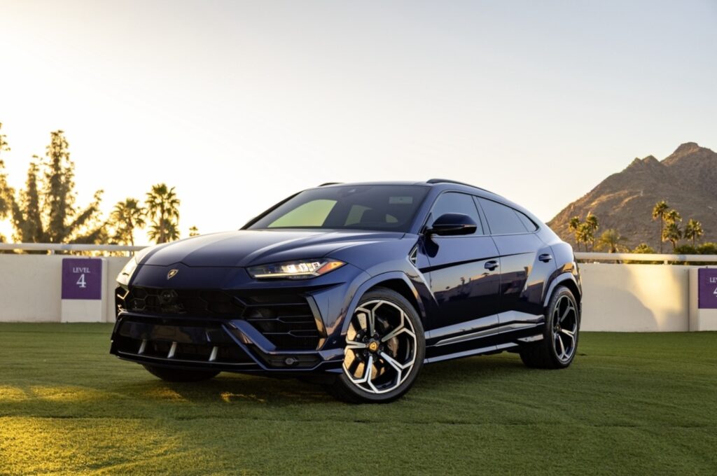 Blue Lamborghini Urus Rental