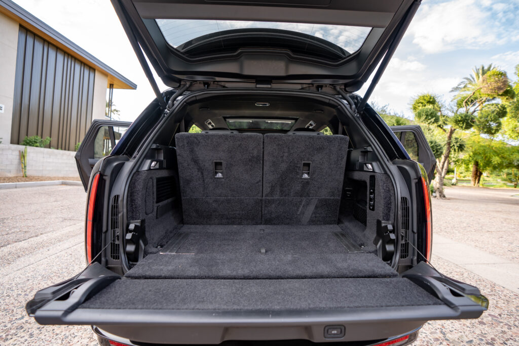 Black Range Rover LWB Autobiography rental in Scottsdale, rear cargo area with tailgate open